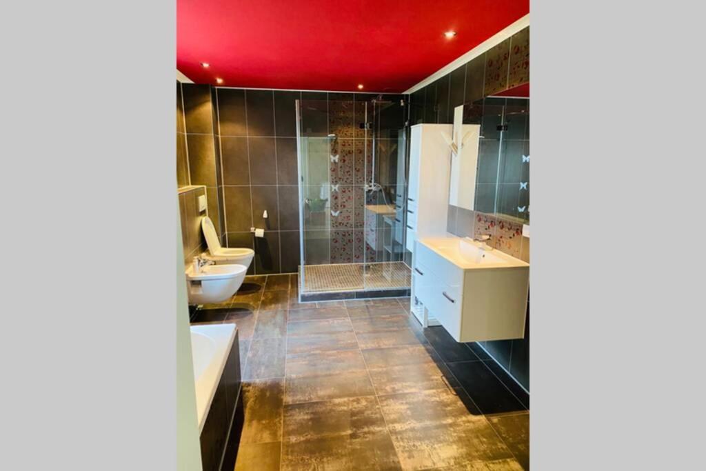 Grosses 4 Zimmer Apartment Naehe Messe Hannover Dış mekan fotoğraf