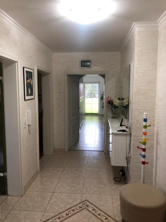 Grosses 4 Zimmer Apartment Naehe Messe Hannover Dış mekan fotoğraf